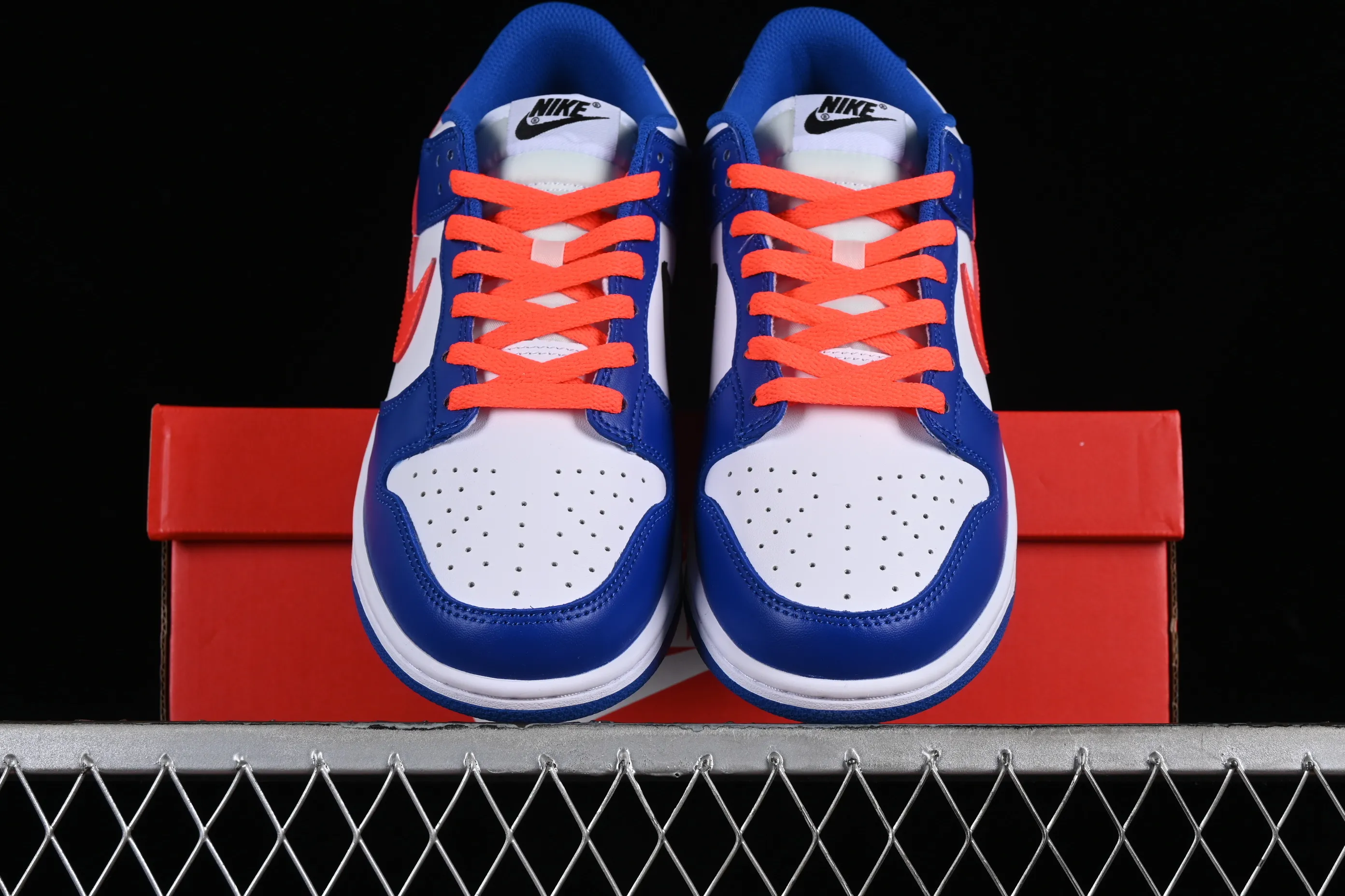 All categories Nk SB Dunk series Nk SB Dunk Low low-top sneakers Nk Dunk Low white blue red SB low-top casual sneakers CW1590-104
